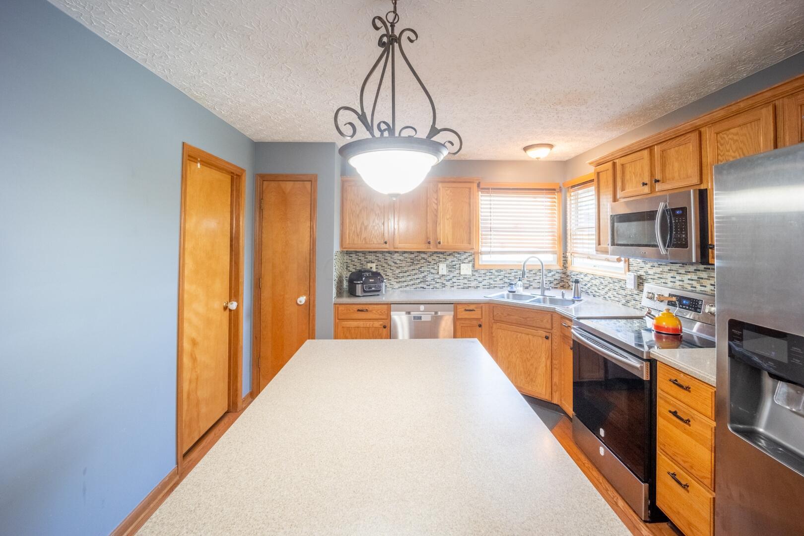 4508 Dungannon Drive, Grove City, Ohio image 10
