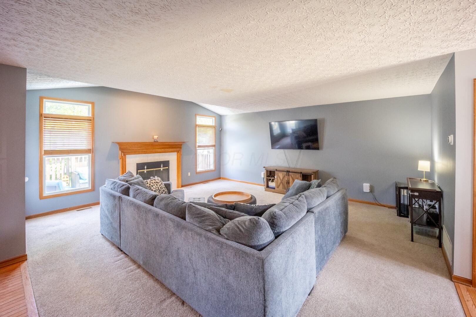 4508 Dungannon Drive, Grove City, Ohio image 5