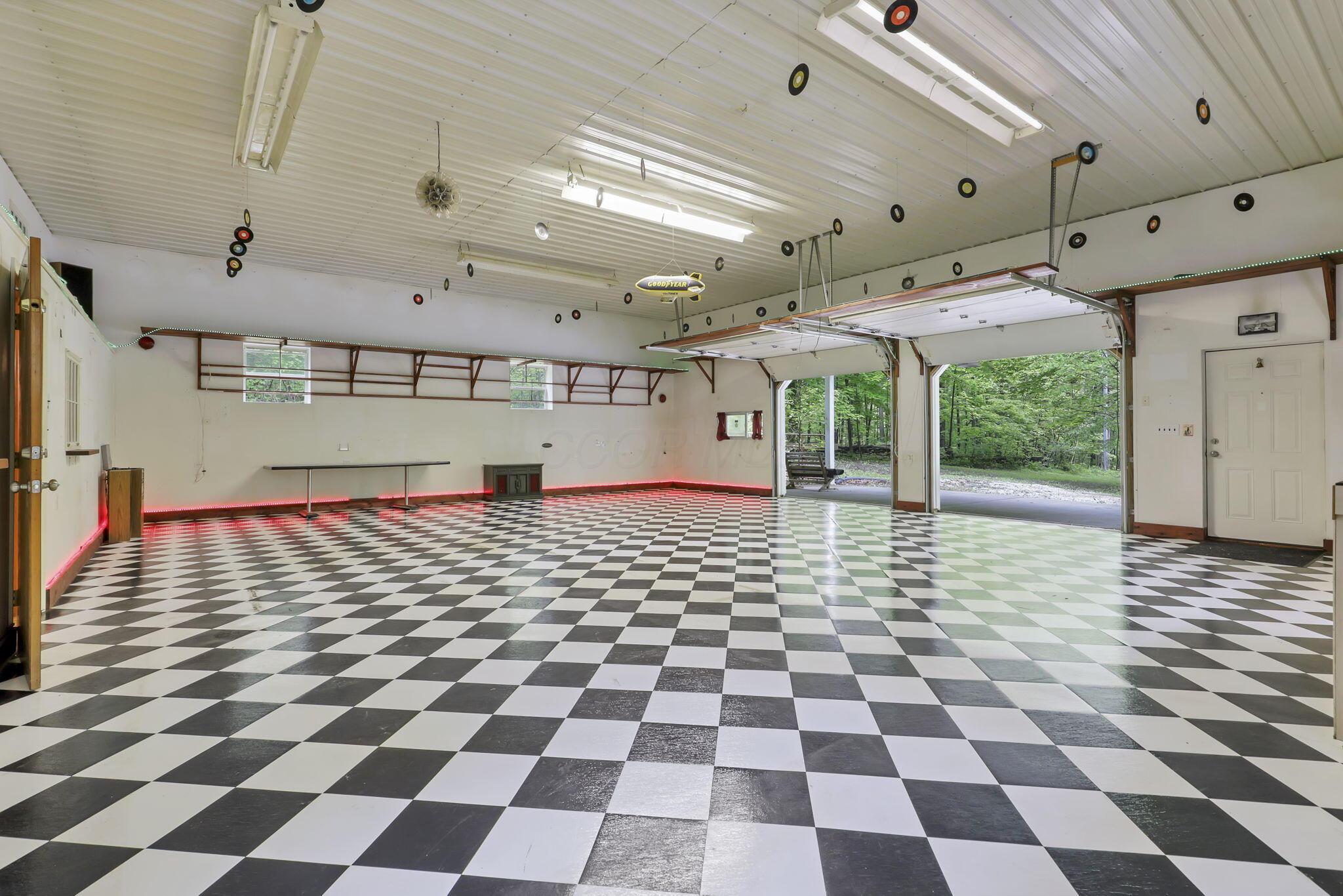 15190 State Route 678, Rockbridge, Ohio image 7