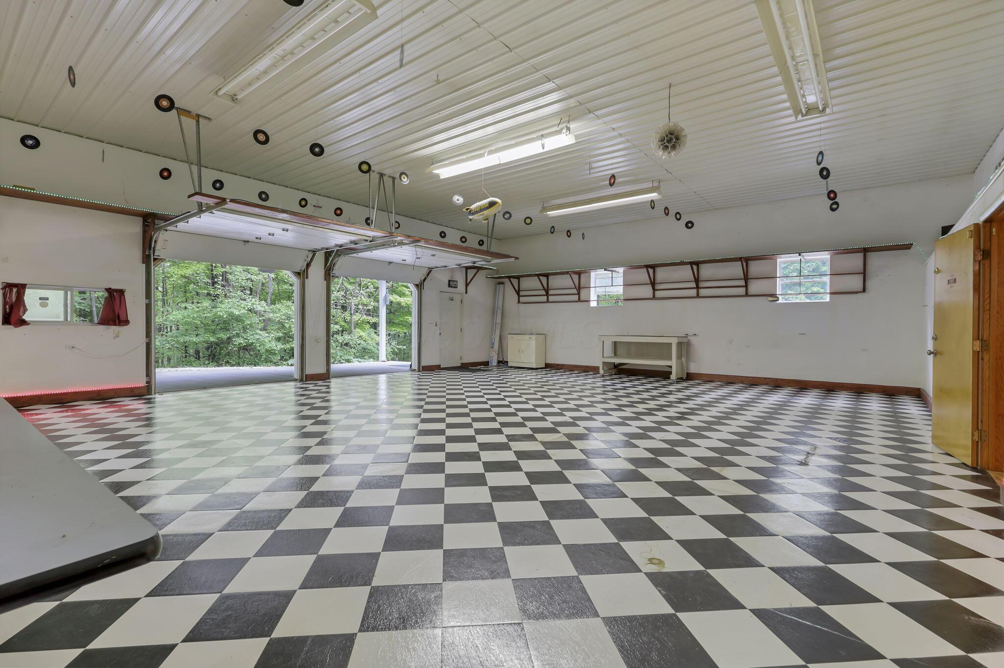 15190 State Route 678, Rockbridge, Ohio image 8