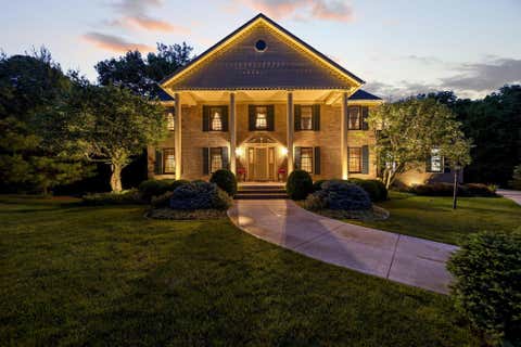 Photo of 9124 Preswick Court, Dublin, OH 43017 (MLS # 226020684)