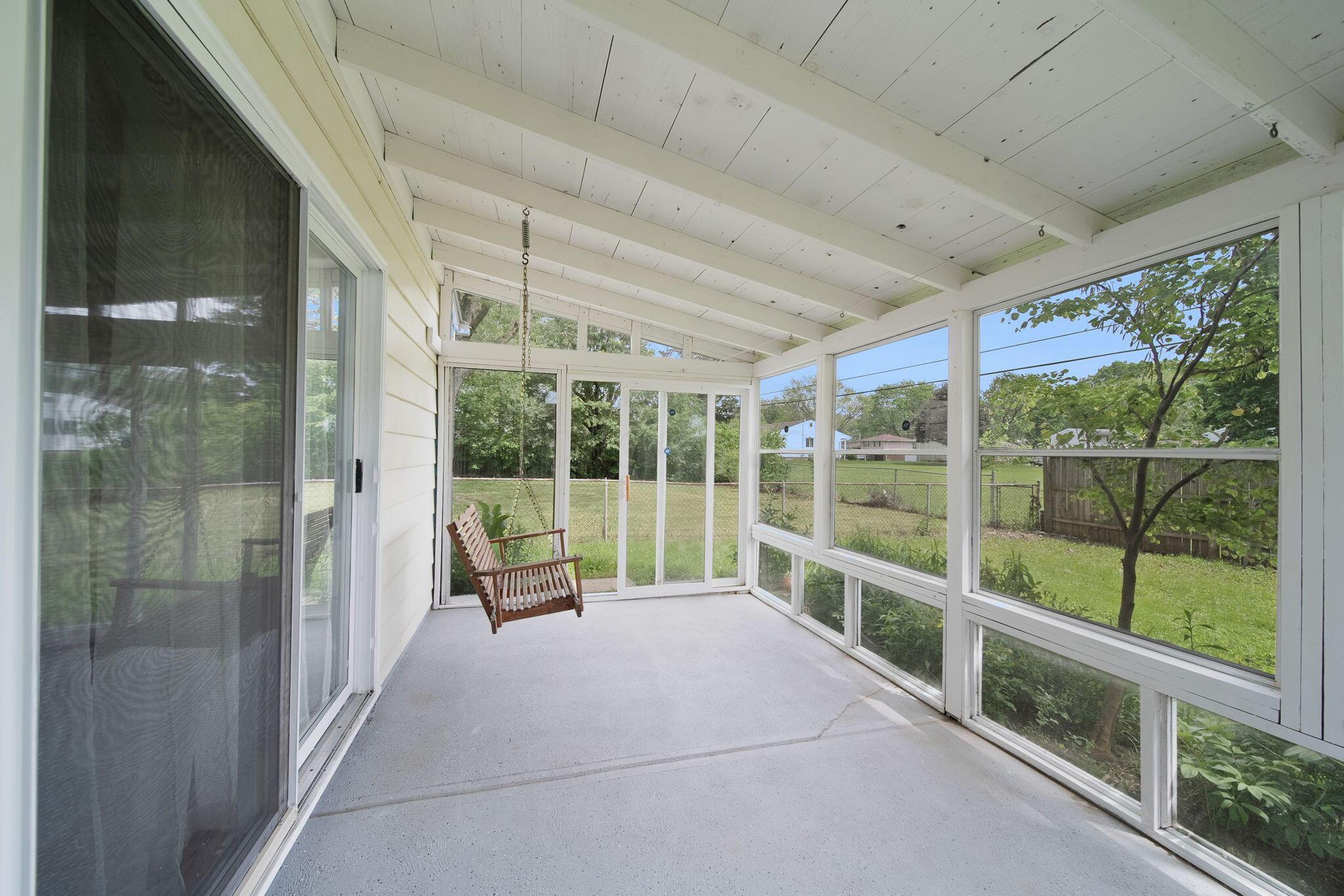 4861 Warminster Drive, Columbus, Ohio image 34