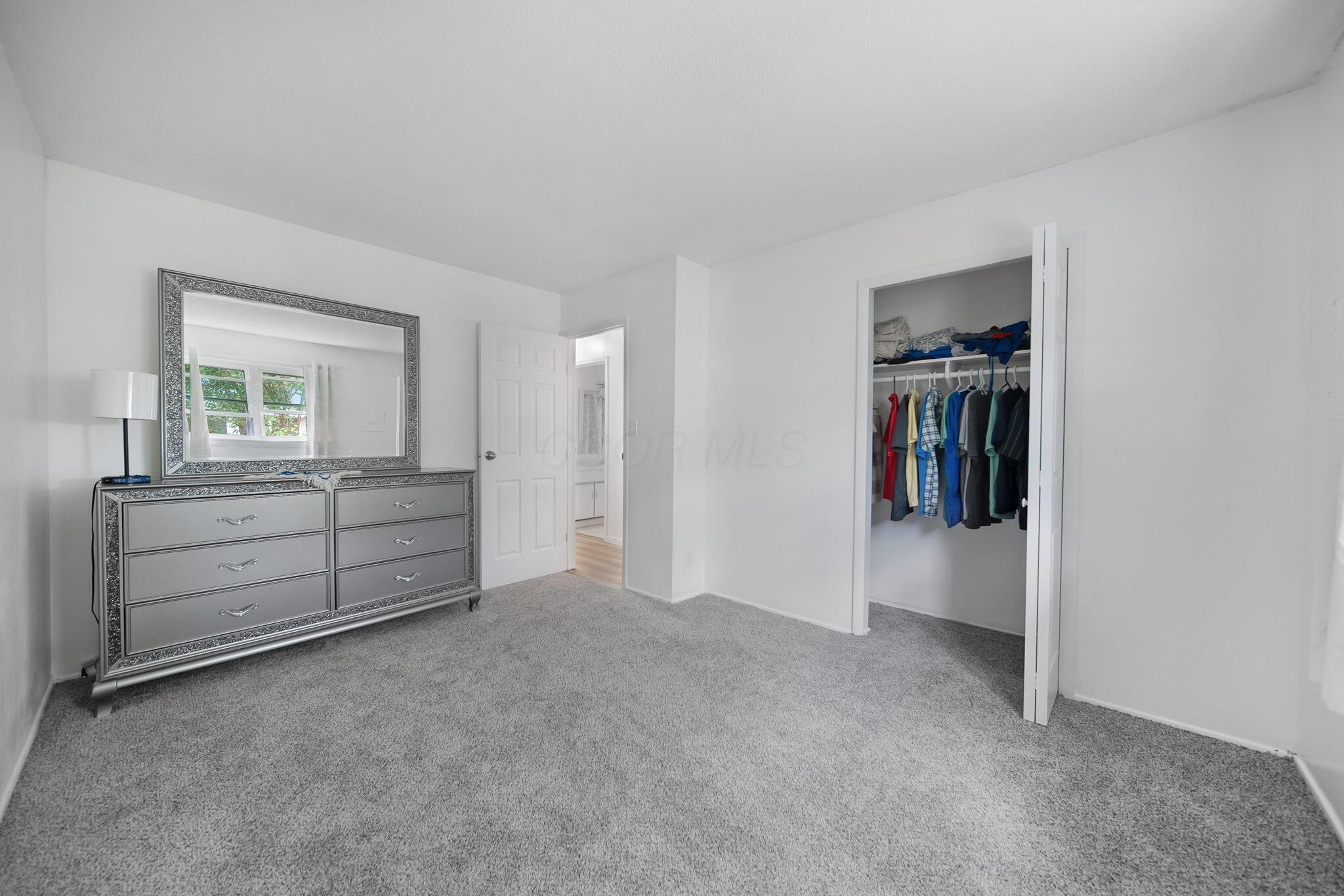 4861 Warminster Drive, Columbus, Ohio image 31