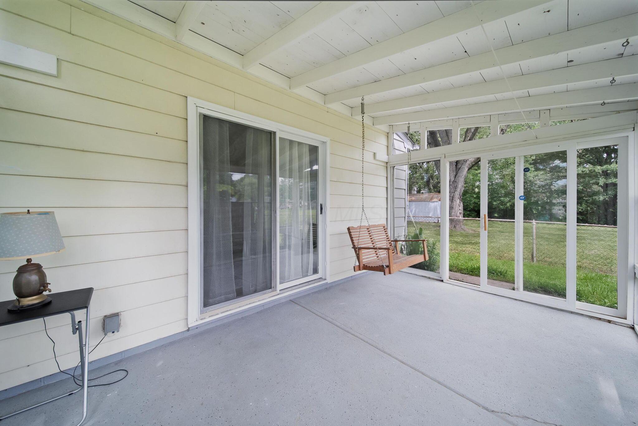 4861 Warminster Drive, Columbus, Ohio image 33