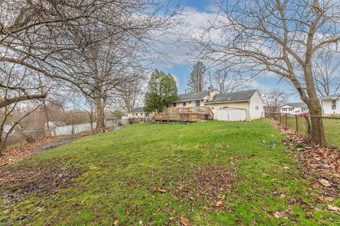 Homes For Sale - 483 Lewis Court<br/> Johnstown, OH 43031