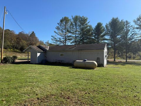 Photo of 4085 Cannelville Road, Roseville, OH 43777 (MLS # 225038852)