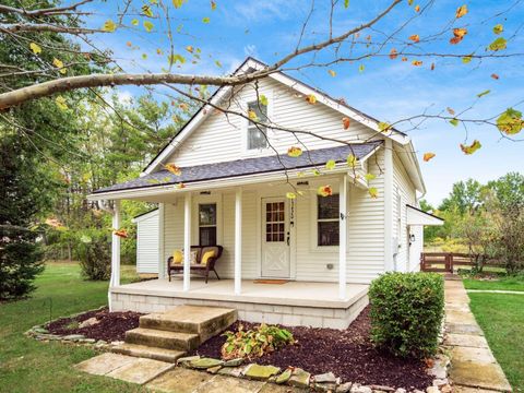 Photo of 13420 Taylor Road, Plain City, OH 43064 (MLS # 225039496)