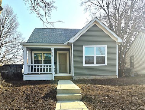 Photo of 2628 Grasmere Avenue, Columbus, OH 43211 (MLS # 226007228)