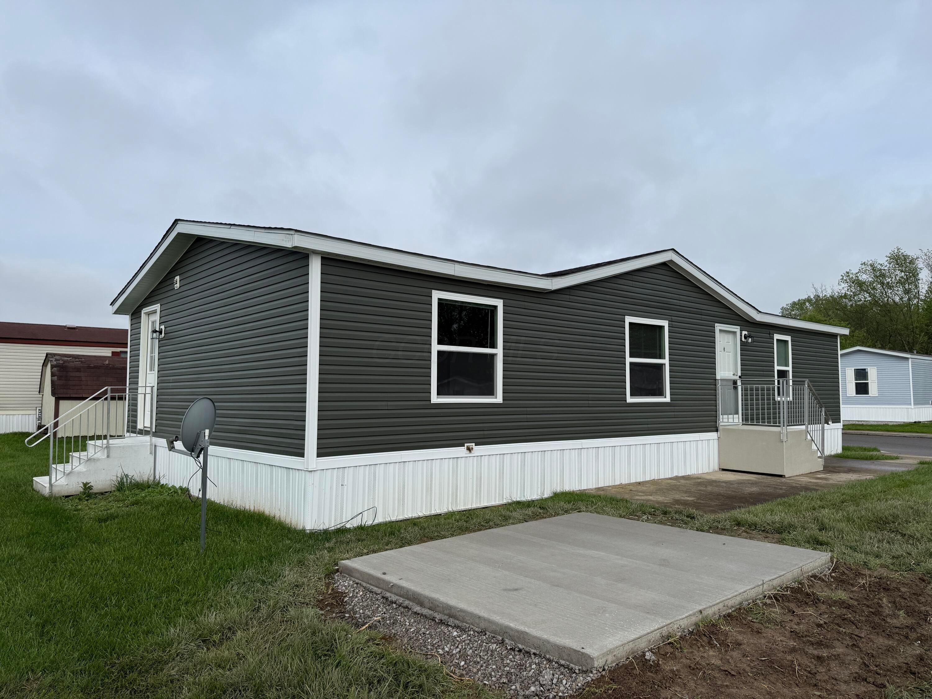 45 Winter Pine Drive, Delaware, Ohio image 3