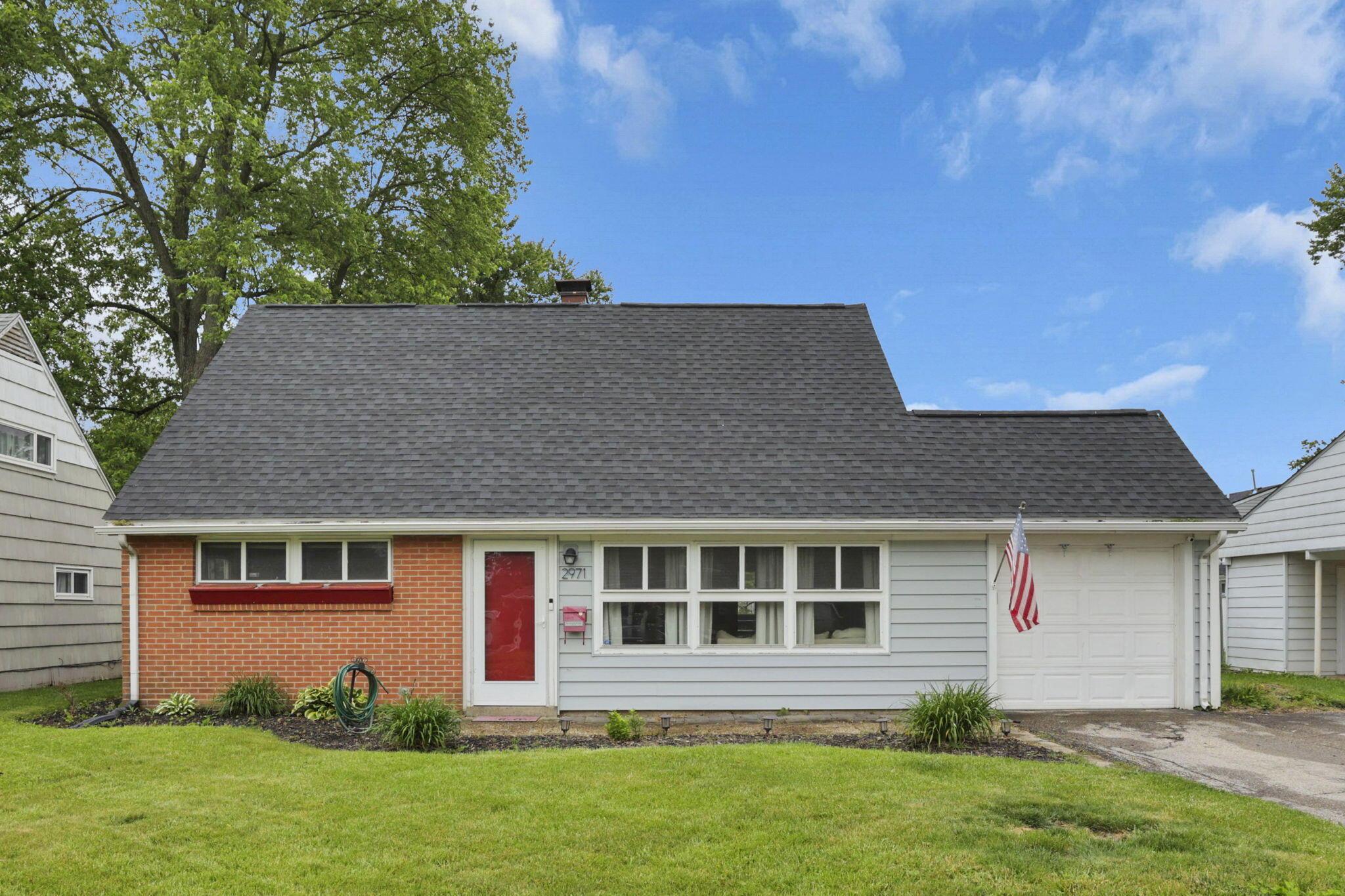 2971 Wendy Lane, Grove City, Ohio image 1