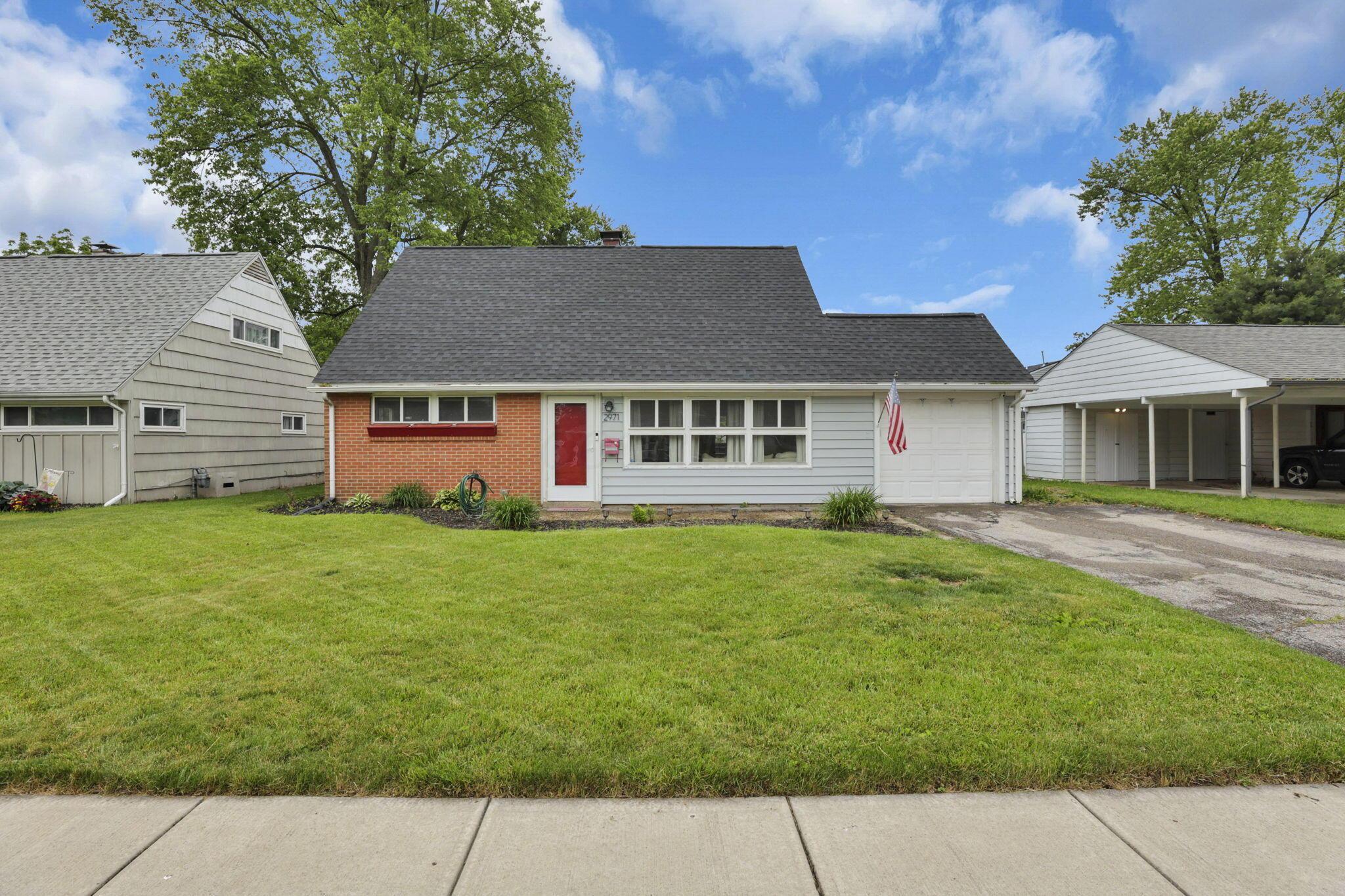 2971 Wendy Lane, Grove City, Ohio image 2