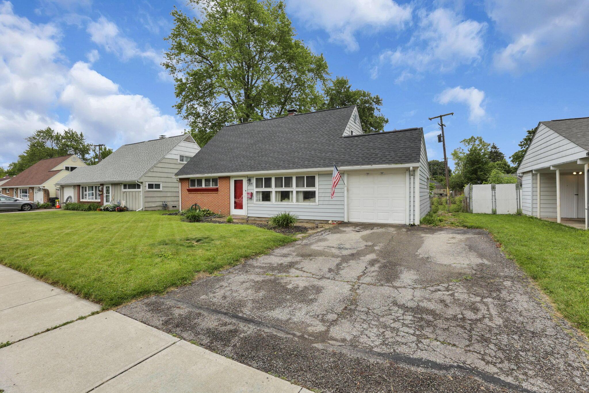 2971 Wendy Lane, Grove City, Ohio image 5
