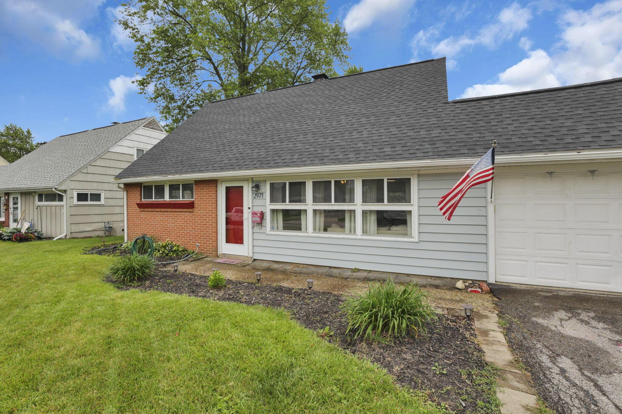 2971 Wendy Lane, Grove City, Ohio image 6