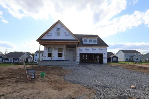 Photo of 412 Fannin Drive, Pataskala, OH 43062 (MLS # 226015607)