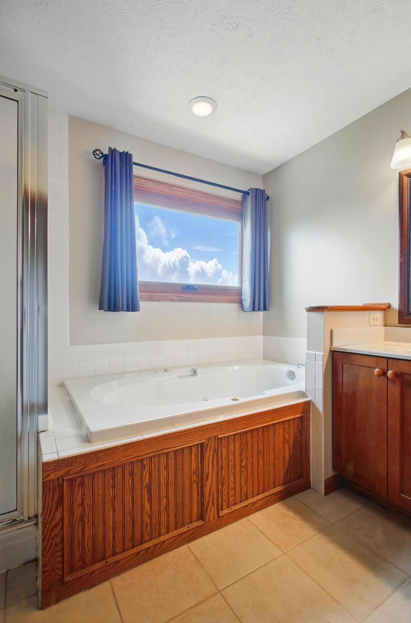 407 Damascus Road, Marysville, Ohio image 32