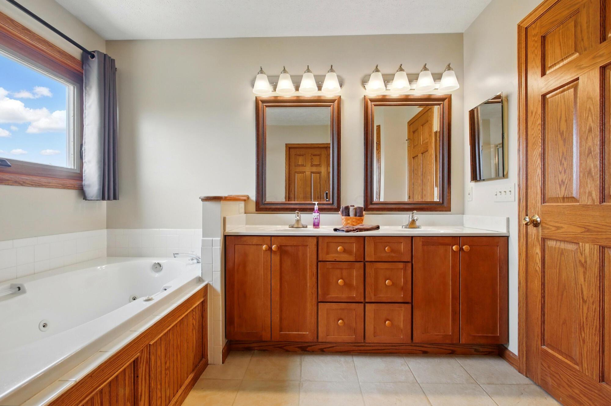 407 Damascus Road, Marysville, Ohio image 31
