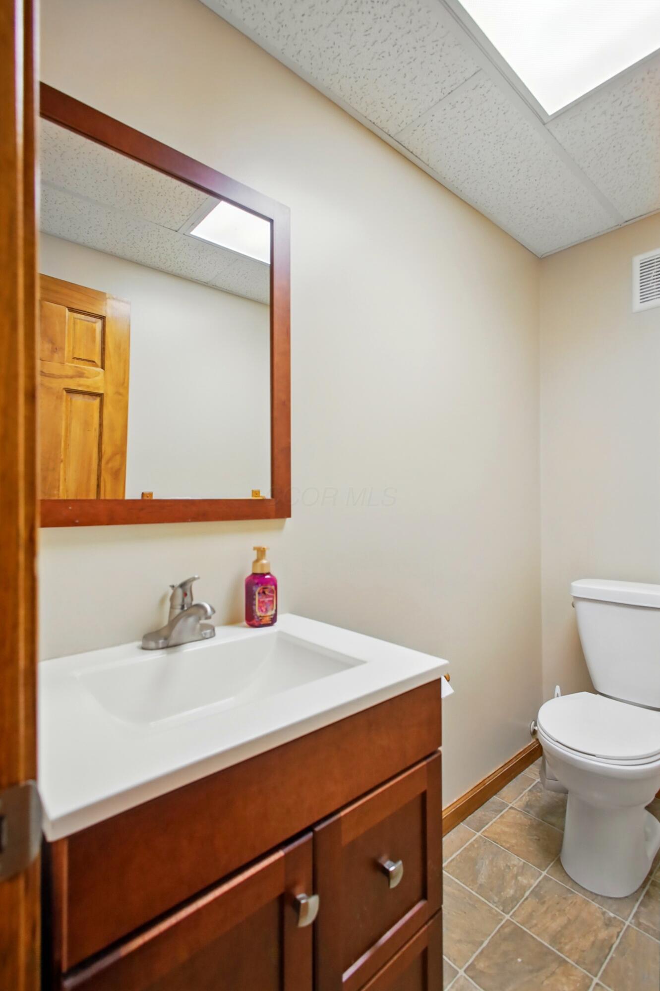 407 Damascus Road, Marysville, Ohio image 47