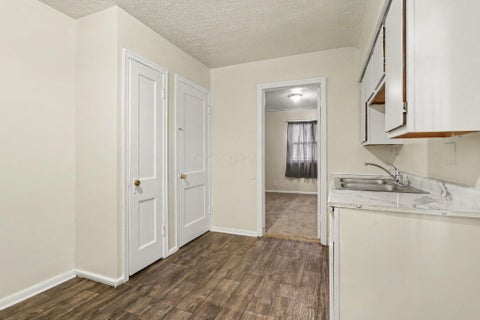Tiny photo for 2331 Bancroft Street, Columbus, OH 43211 (MLS # 226040963)
