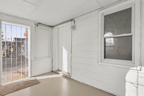 Tiny photo for 2331 Bancroft Street, Columbus, OH 43211 (MLS # 226040963)