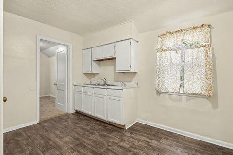 Tiny photo for 2331 Bancroft Street, Columbus, OH 43211 (MLS # 226040963)