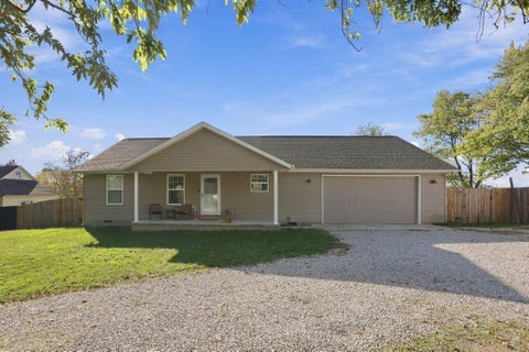 Tiny photo for 345 W High Street, Amanda, OH 43102 (MLS # 226039267)