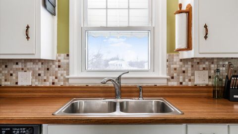 Tiny photo for 400 Garden Avenue, Newark, OH 43055 (MLS # 226003147)