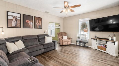 Tiny photo for 400 Garden Avenue, Newark, OH 43055 (MLS # 226003147)