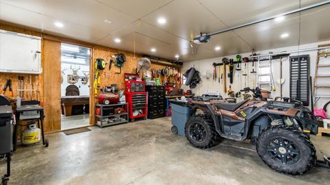 Tiny photo for 400 Garden Avenue, Newark, OH 43055 (MLS # 226003147)