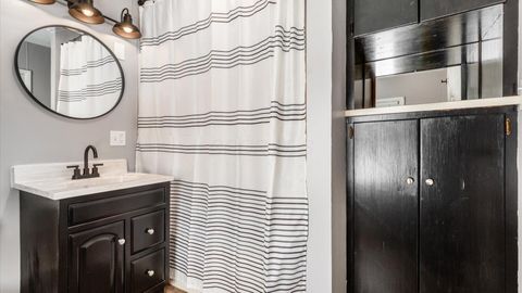 Tiny photo for 400 Garden Avenue, Newark, OH 43055 (MLS # 226003147)