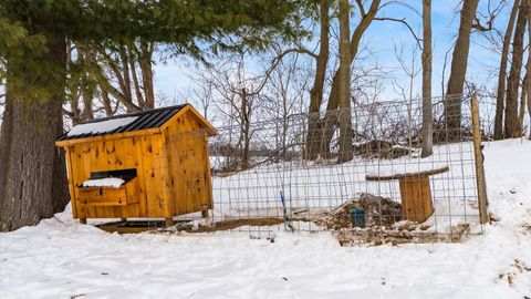 Tiny photo for 400 Garden Avenue, Newark, OH 43055 (MLS # 226003147)