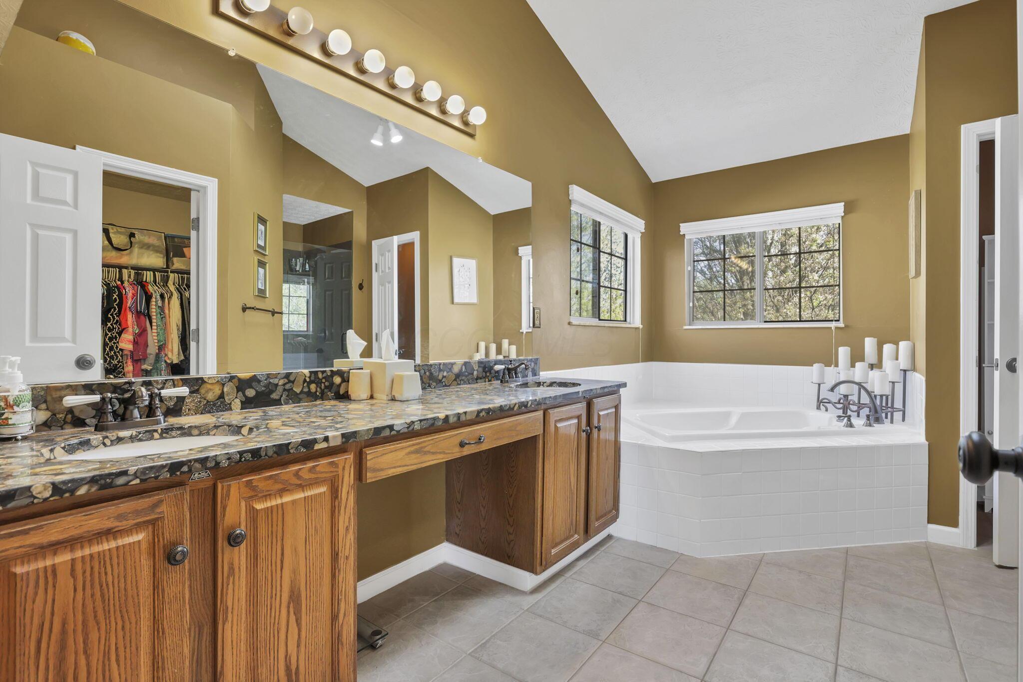 5008 Workingham Drive, Dublin, Ohio image 23