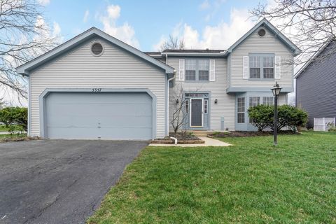 Photo of 5357 Carina Court, Hilliard, OH 43026 (MLS # 226008992)