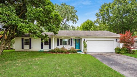 Photo of 9419 Circle Drive E, Pickerington, OH 43147 (MLS # 224023753)