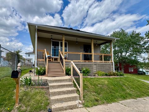 Photo of 419 Ruth Street, Zanesville, OH 43701 (MLS # 226015173)