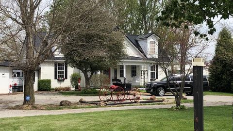 Photo of 2200 Leonard Road NW, Baltimore, OH 43105 (MLS # 226012723)