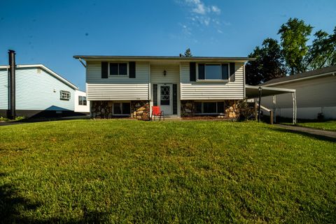 Photo of 3116 Musket Ridge Drive, Columbus, OH 43223 (MLS # 226015212)
