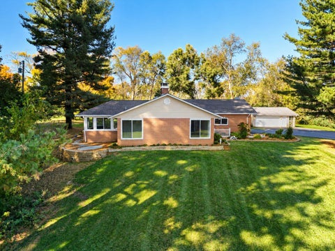 Photo of 1947 Hallie Lane, Granville, OH 43023 (MLS # 226035713)