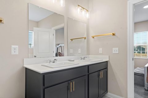 Tiny photo for 1496 Raley Way, Columbus, OH 43228 (MLS # 226005533)