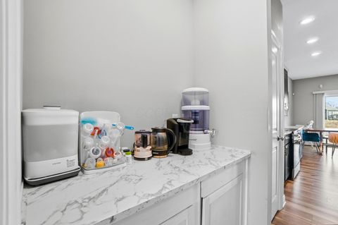 Tiny photo for 1496 Raley Way, Columbus, OH 43228 (MLS # 226005533)