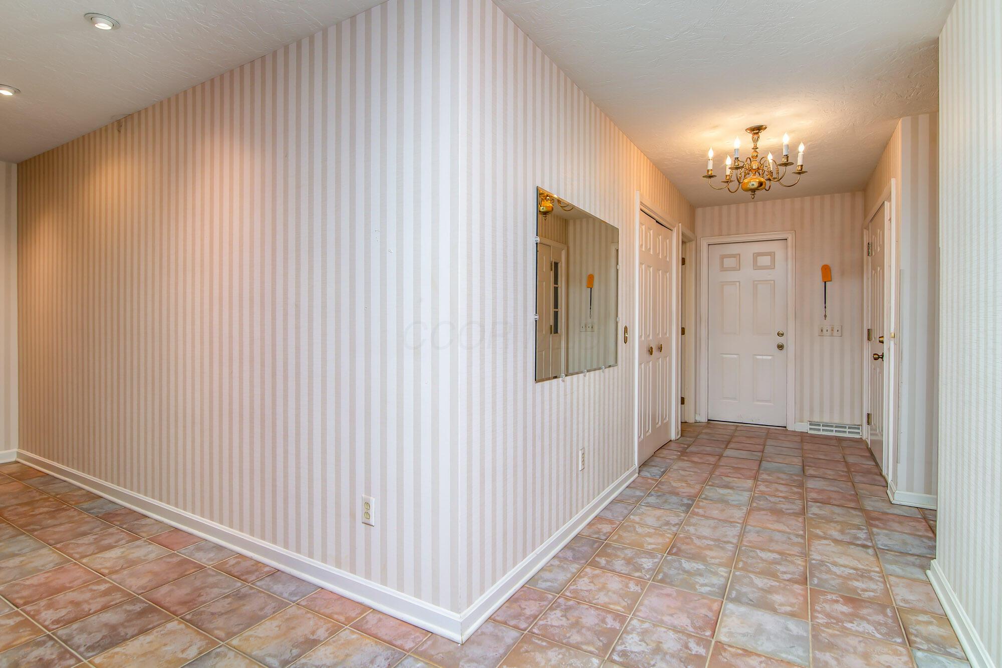 111 Vernonview Court, Mount Vernon, Ohio image 19
