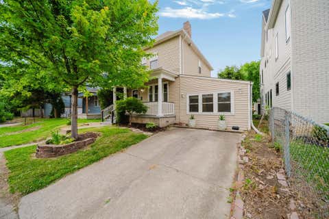 Tiny photo for 590 W 2nd Avenue, Columbus, OH 43201 (MLS # 226022282)