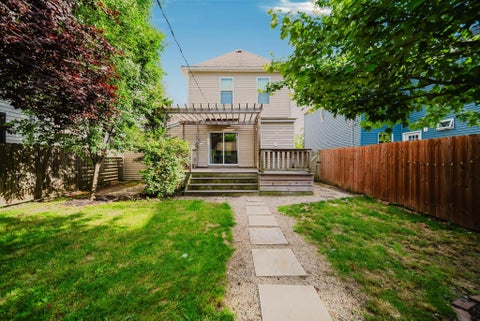 Tiny photo for 590 W 2nd Avenue, Columbus, OH 43201 (MLS # 226022282)
