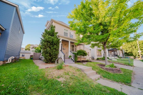 Tiny photo for 590 W 2nd Avenue, Columbus, OH 43201 (MLS # 226022282)