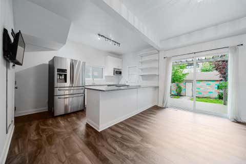 Tiny photo for 590 W 2nd Avenue, Columbus, OH 43201 (MLS # 226022282)