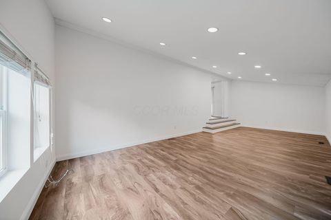 Tiny photo for 590 W 2nd Avenue, Columbus, OH 43201 (MLS # 226022282)