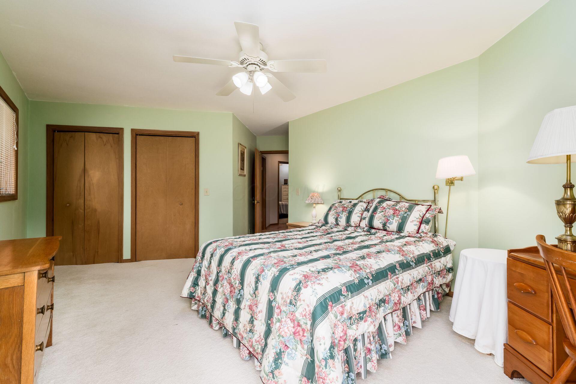 1009 Taos Lane, Sugar Grove, Ohio image 21