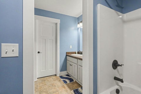 Tiny photo for 5265 Babbitt Road, New Albany, OH 43054 (MLS # 226029565)