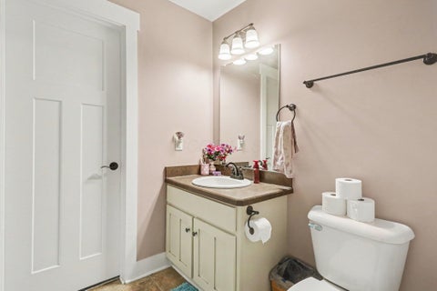 Tiny photo for 5265 Babbitt Road, New Albany, OH 43054 (MLS # 226029565)