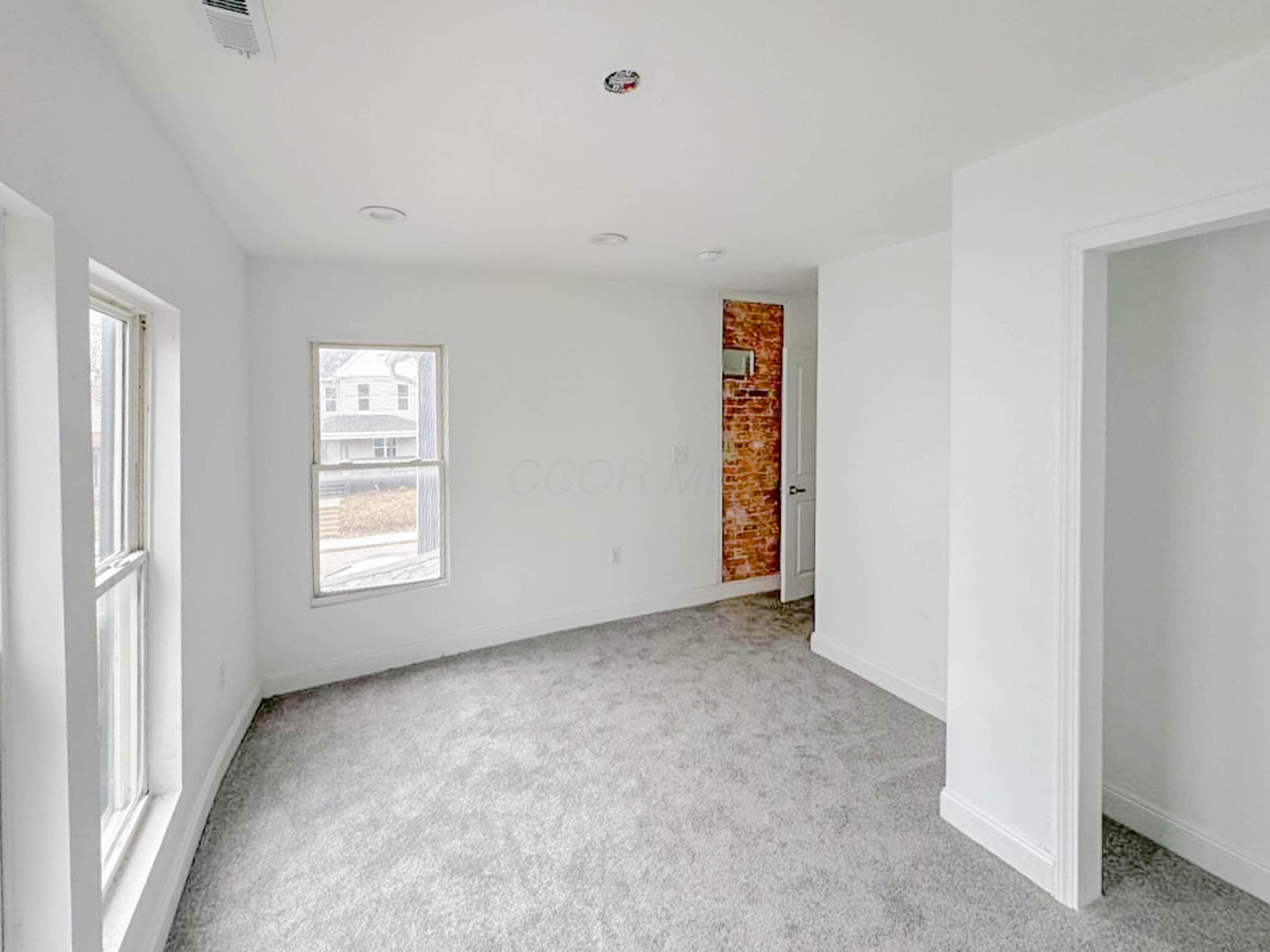 584 Kelton Avenue, Columbus, Ohio image 20