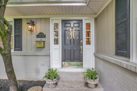 Tiny photo for 4375 Castleton Road, Upper Arlington, OH 43220 (MLS # 226029178)